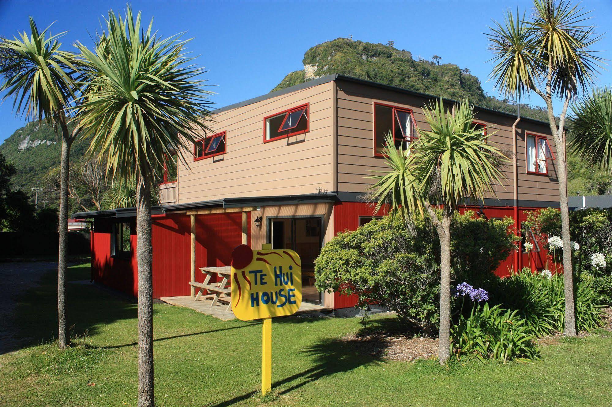 Te Hui House Hostel Punakaiki Buitenkant foto