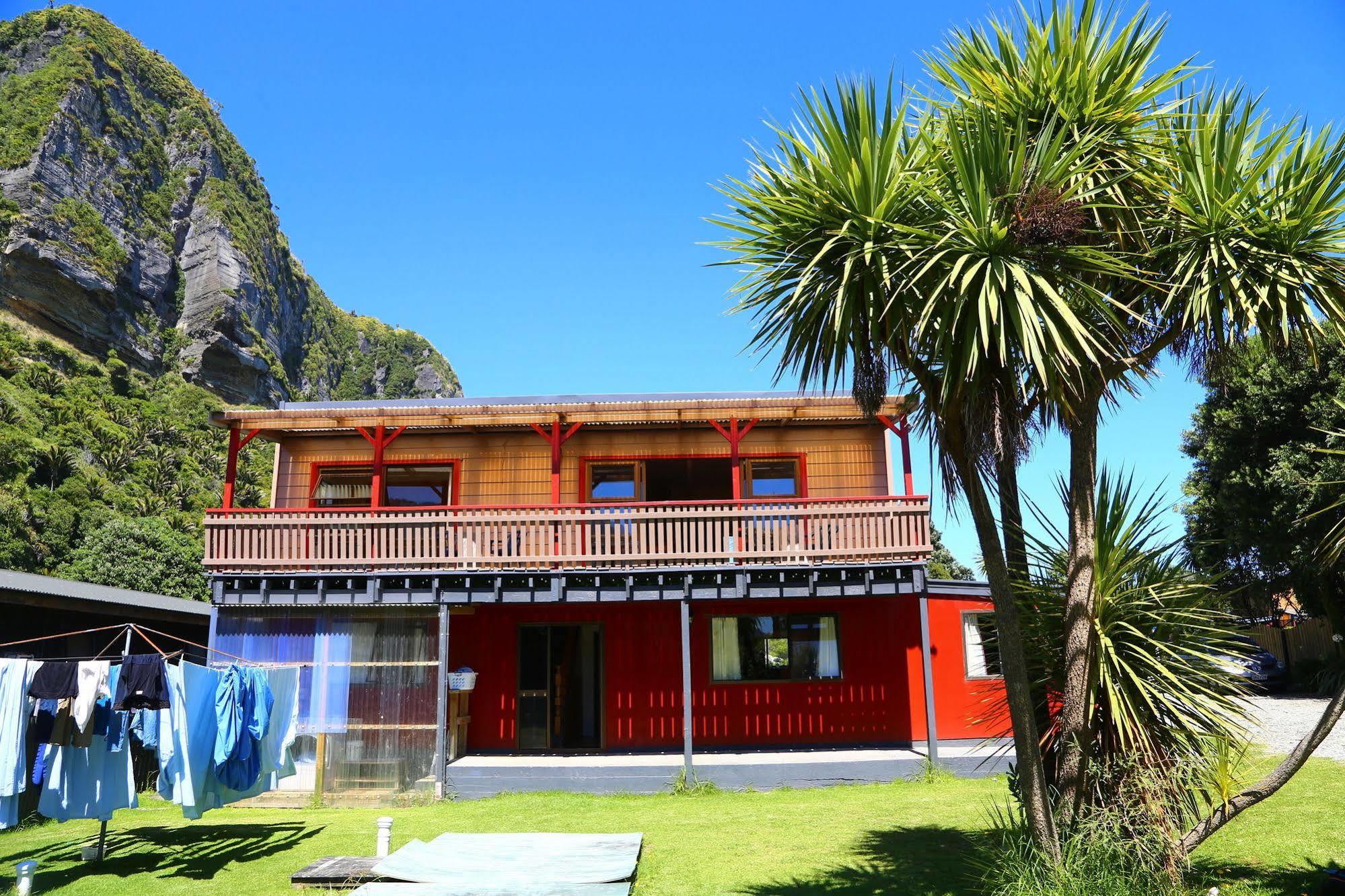 Te Hui House Hostel Punakaiki Buitenkant foto