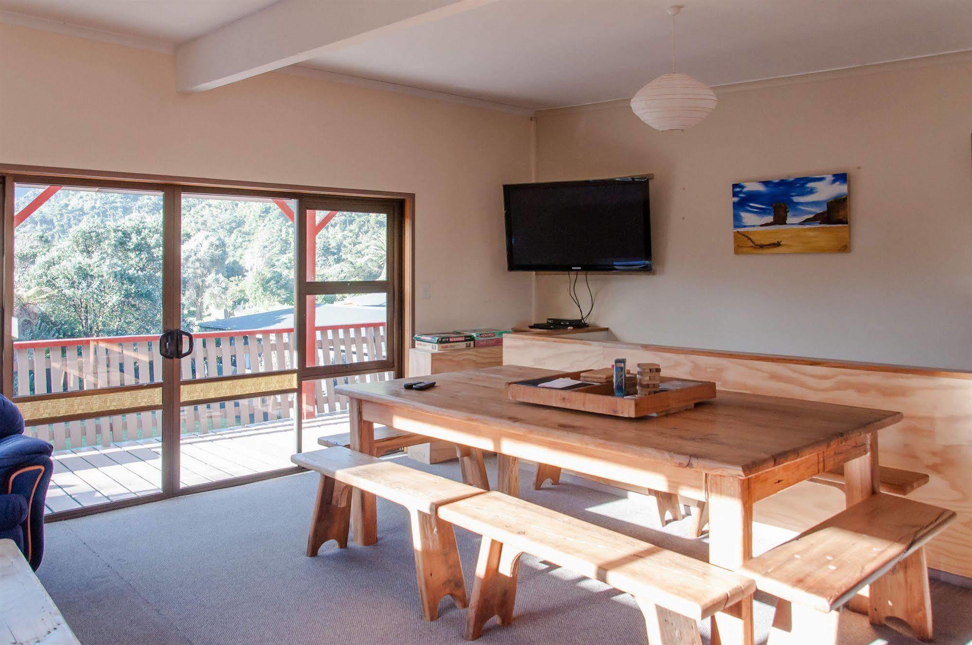 Te Hui House Hostel Punakaiki Buitenkant foto