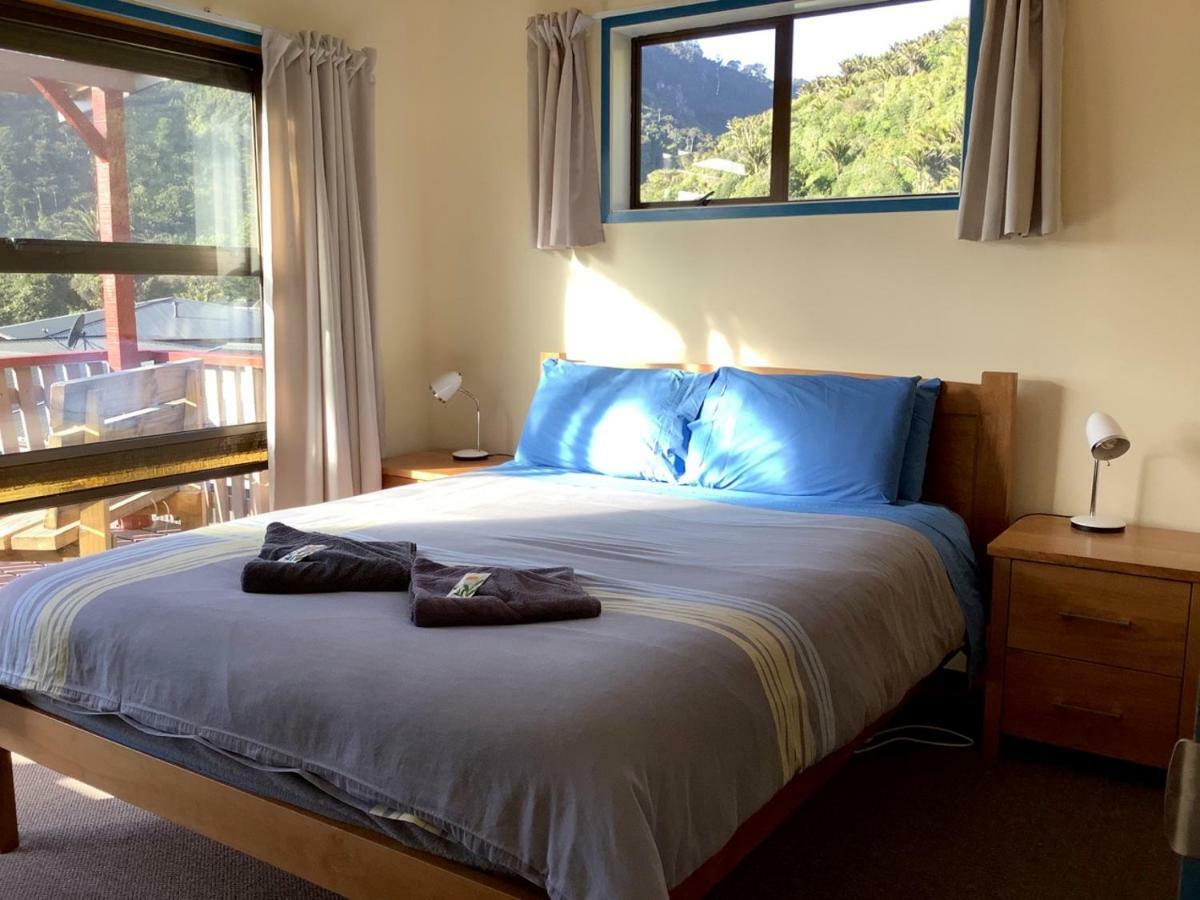 Te Hui House Hostel Punakaiki Buitenkant foto